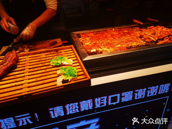 杨祥网红脆皮五花肉图片