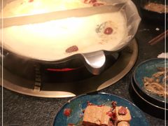 -湊湊火锅·茶憩(打浦桥日月光店)