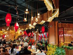 大堂-老滇山寨•云南特色菜•地方菜•民族风情歌舞表演(金碧店)