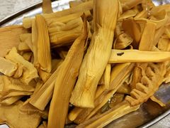 -广宁炭炉鸡煲·富临门饭店