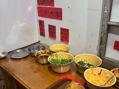 -柳州肥姨妈大骨螺蛳粉(万达中心店)