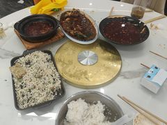 -洪平血旺椒麻鸡雅鱼饭店(熊猫大道店)