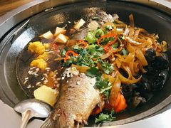 -独一家豆花庄铁锅炖