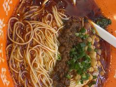 -程胖娃重庆小面(嘉禾金铂店)