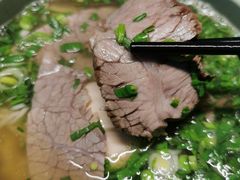 -臻老板牛肉面(光华路SOHO店)