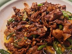 -老周家酱卤猪蹄私房菜(克拉玛依西街店)