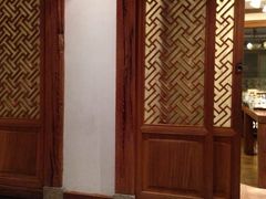 -萨拉伯尔(燕莎友谊商城店)