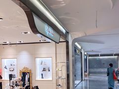 -Roger Vivier(北京SKP店)