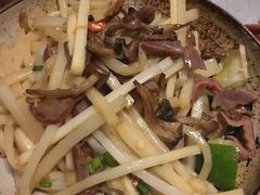 -雀舞云南菜(乐客城店)