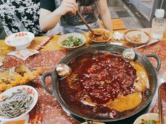 -赵美丽·重庆社区火锅·直营店(火车东站·中豪国际店)