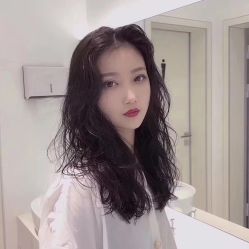-JK奇积发型连锁机构