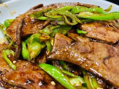 酱爆猪肝-沪依小酒馆心意菜