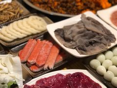 -毛毛老火锅(八年观音桥店)