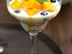 -昆明华邑酒店-鲜艳全日餐厅