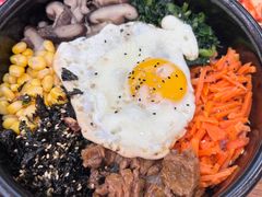 石锅拌饭-米村拌饭(银泰中心店)