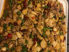 沙湾原始大盘鸡-丝路金桃·新疆菜(徐汇店)