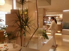 -théATRE 茶聚场(王府中環店)