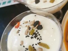 新疆手工酸奶-木卡买提新疆餐厅·清真(新里海顿公馆店)