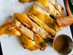 迷迭香农场烤鸡-Local泰莲庭(虹鳟鱼店)