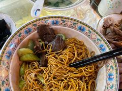 -金杨拉面王小吃面馆·牛三宝面·红烧牛肉粉