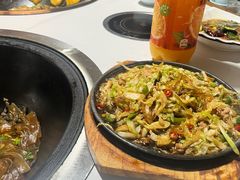 -人民公社铁锅炖·东北菜(卫国道店)