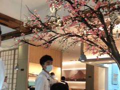 -蜜桃餐厅·伴山(湖滨商业街店)