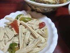 -金杨拉面王小吃面馆·牛三宝面·红烧牛肉粉