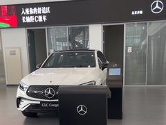 -天津波士信达奔驰4S店(卫津南路店)