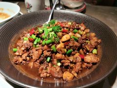 乡巴佬鸡-新白鹿餐厅(金鹰新街口店)