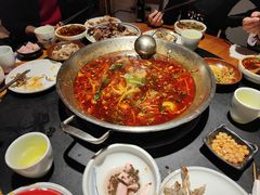 -小饕荟雅安贡椒鱼鲜馆(广福桥店)