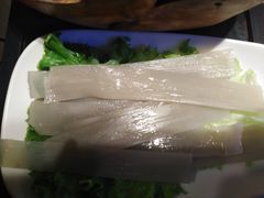 手工宽苕粉-热火朝天鲜切牛肉火锅(南强街巷店)