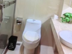 -创兴达酒店(深圳兴东地铁站店)