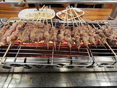 -哈尔滨小酒馆·鲜肉现穿自助烧烤(康新花园店)