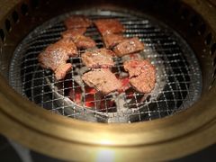 -山川小町·极番烧肉(新地假日广场店)