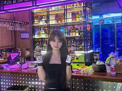 -喜鹊音乐酒馆(西街店)