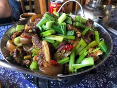 带皮黄牛肉-苗湘食府(十年店)