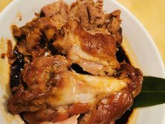 荷叶夹饼配圆蹄-东方豪生·老方一帖中餐厅