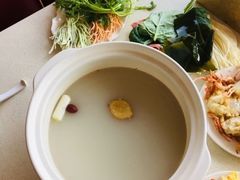 -泉福居酱骨头自助广场(南大街商业步行街店)