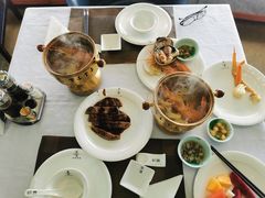 大虾-云顶旋转自助景观餐厅