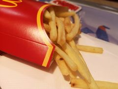-麦当劳(杭州西湖银泰百货店)