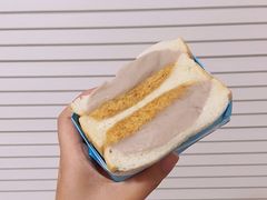 芋泥肉松三明治-沁屋面包店(人民东路店)