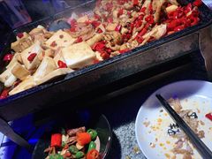 重庆豆花味平锅牛蛙-蛙来哒(东城万达店)