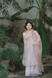 -一揽芳华汉服旗袍体验馆(拙政园店)