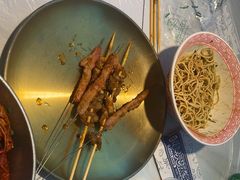 -石牌岭小亮蒸虾•湖北老字号(左岭店)