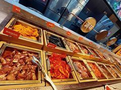 -山焱·炭火自助烤肉(周浦万达店)
