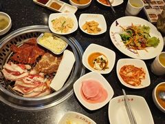 -木槿花韩式炭烤·熟成肉工坊(孙文东路店)