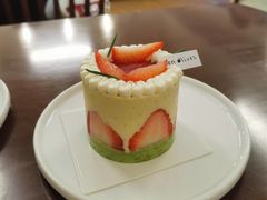 草莓慕斯-Ten Olives甜点