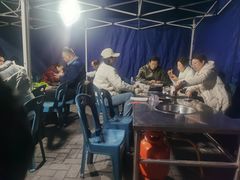 -明何记涮牛肚(品牌首店隋唐植物园南门古城路店)