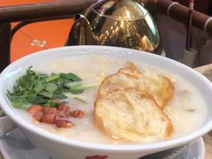 荔湾艇仔粥-点都德(汇点楼店)