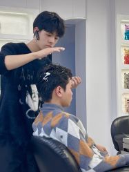 -H·Y HAIR SALON烫发·染发·造型